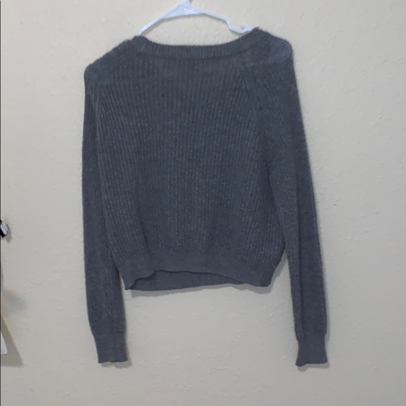 Brandy Melville grey cropped sweater - Picture 3 of 3